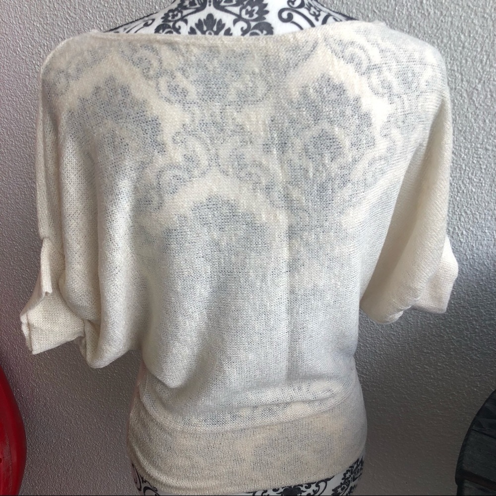 A’gaci Cream Soft Tee/ Top - Picture 2 of 2